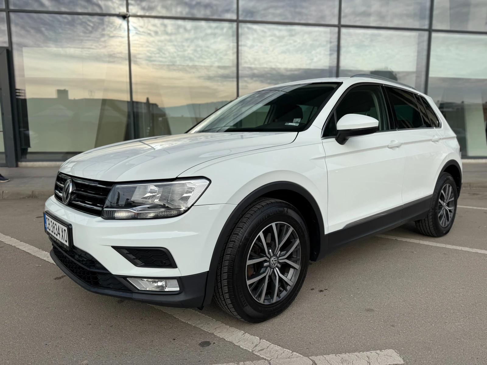 VW Tiguan 6 МЕСЕЦА ГАРАНЦИЯ/2.0TDI 140к.с. Автоматик, снимка 1