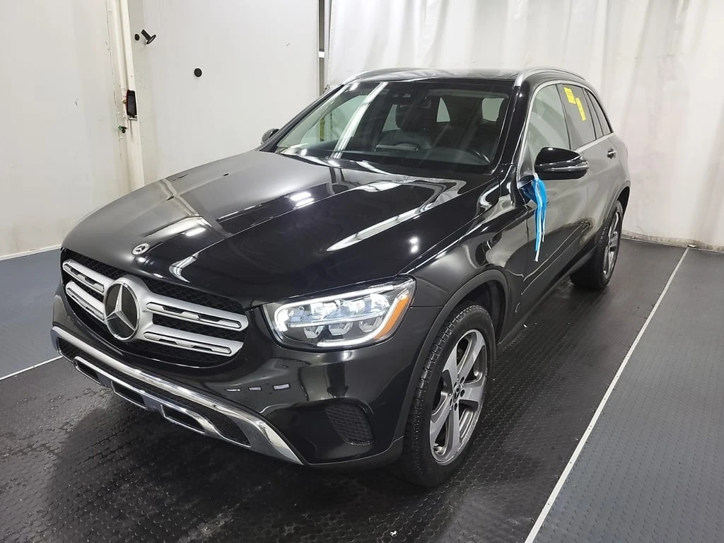 Mercedes-Benz GLC 300 2022 * CARFAX * БЕЗ ПЪРВОНАЧАЛНА ВНОСКА, снимка 1