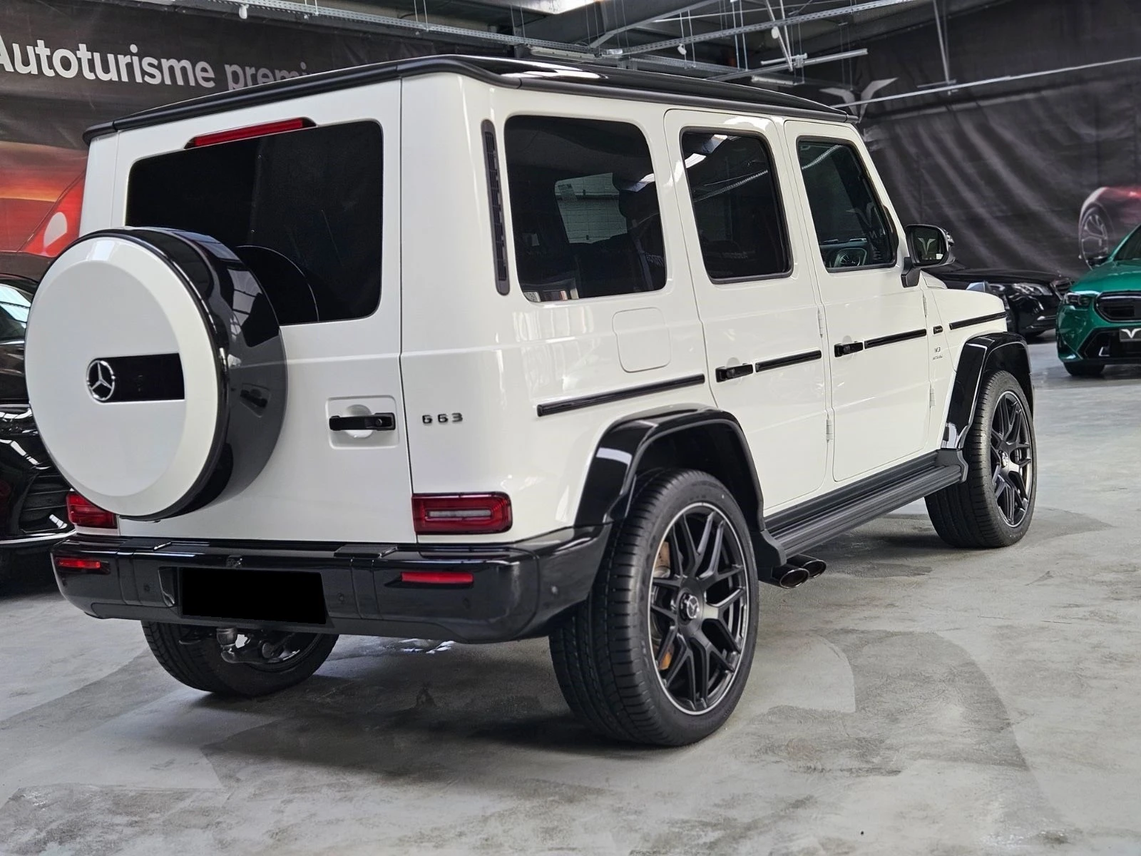 Mercedes-Benz G 63 AMG /FACELIFT/NIGHT/SUPERIOR/MANUFAKTUR/BURM/KEYLESS/  - изображение 4