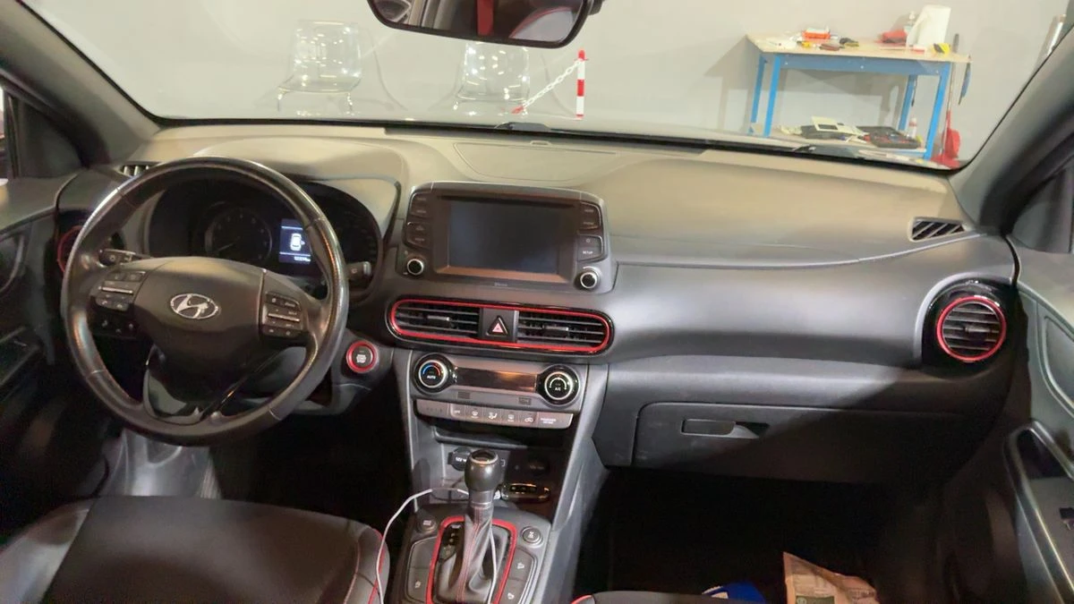 Hyundai Kona 1.6* TGDI* Xpossible* 4WD - изображение 7