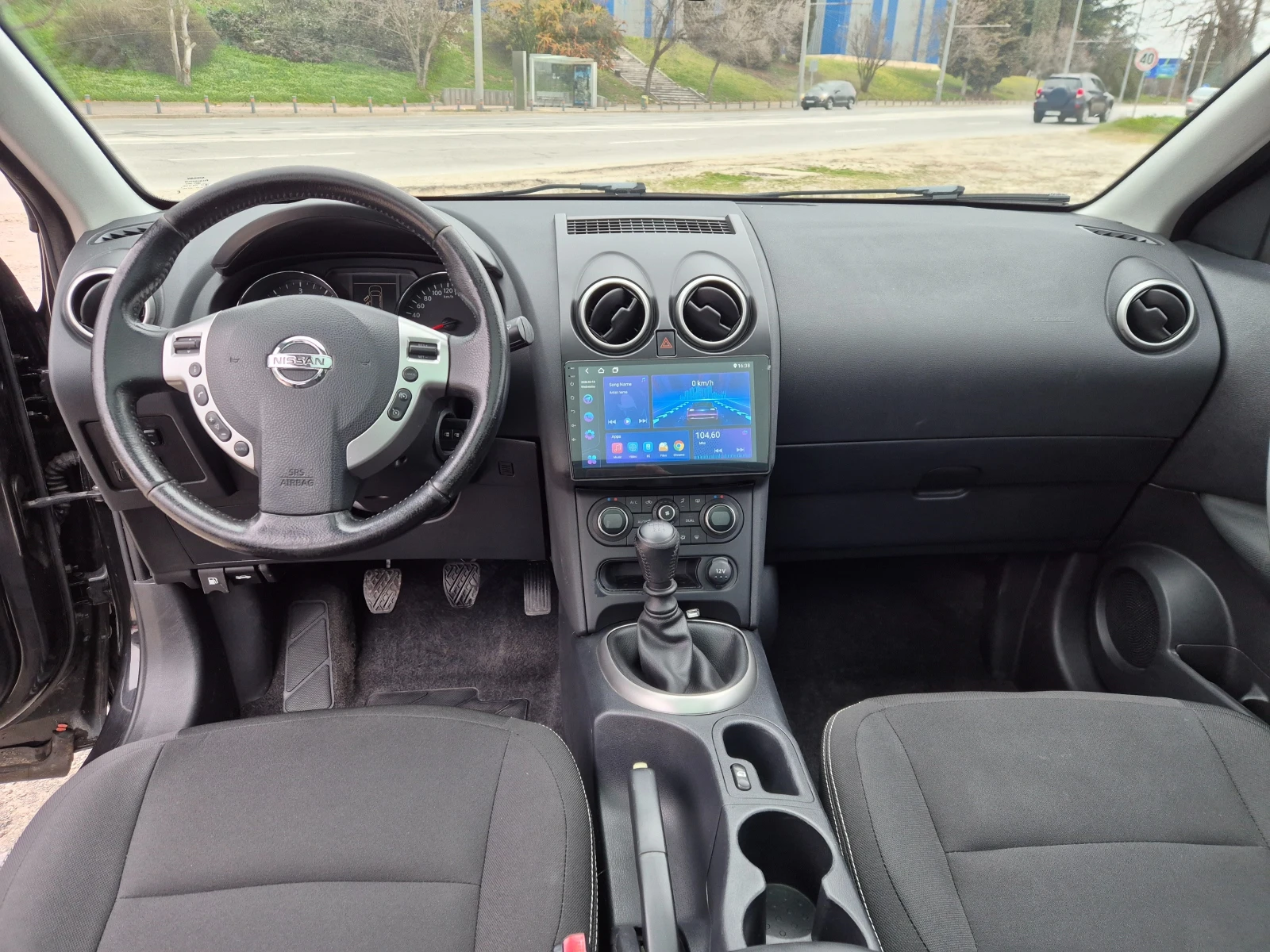 Nissan Qashqai + 2 1.5DCI, снимка 10 - Автомобили и джипове - 53889993