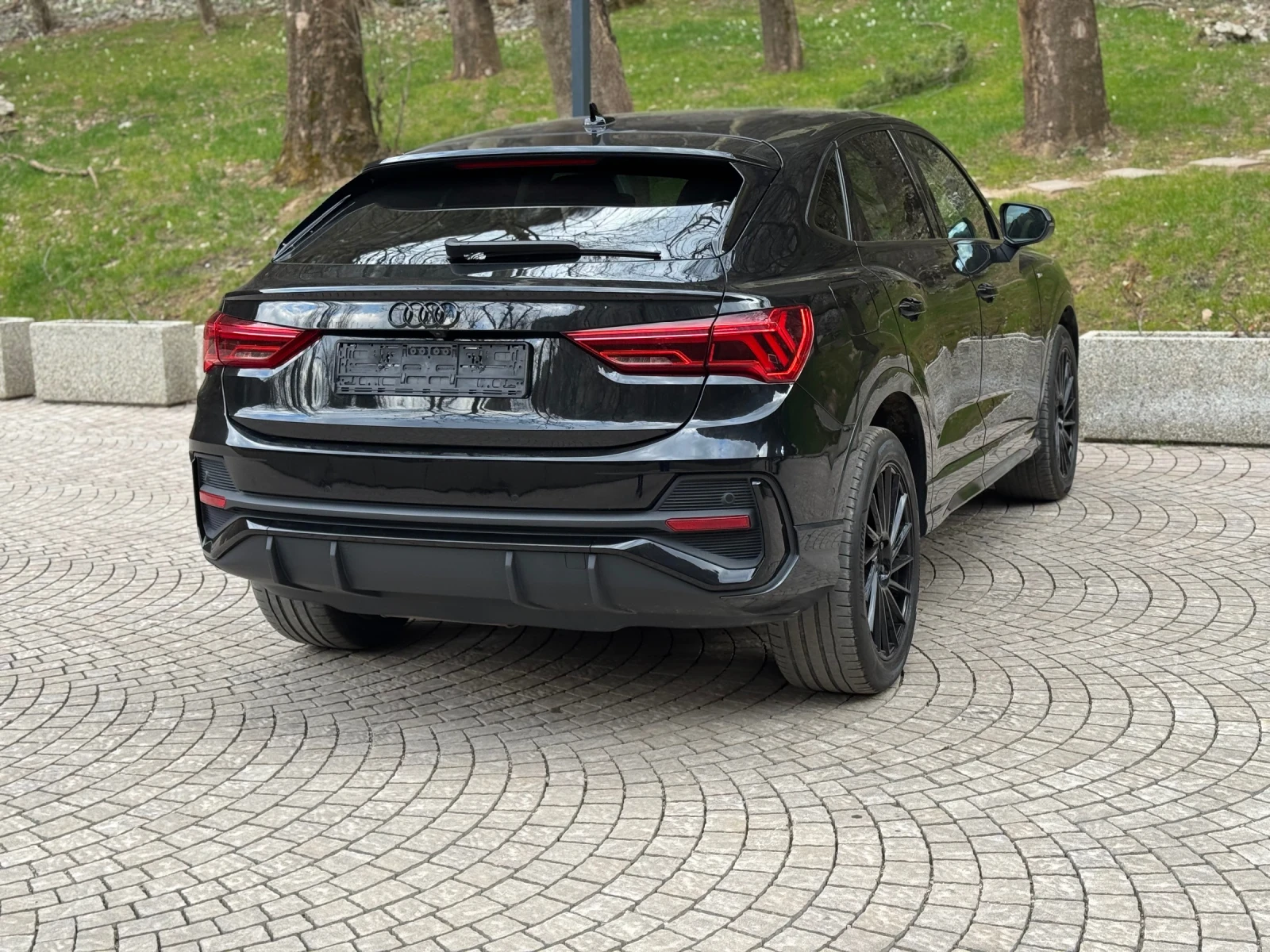 Audi Q3 Sportback 40 tdi S-Line, снимка 3 - Автомобили и джипове - 54024521