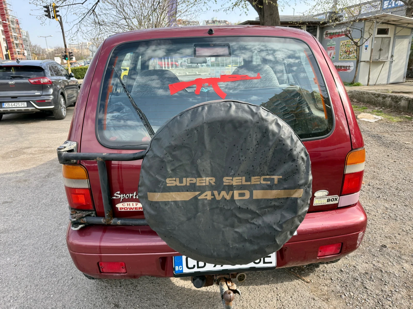 Kia Sportage 2.0i 4x4, снимка 6 - Автомобили и джипове - 54196065