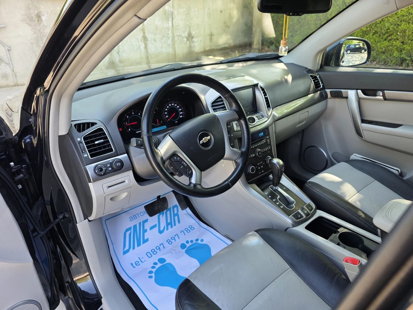 Chevrolet Captiva 2.2-184kc 4х4 6+ 1места  LTZ AT BICOLOR, снимка 10 - Автомобили и джипове - 54438573