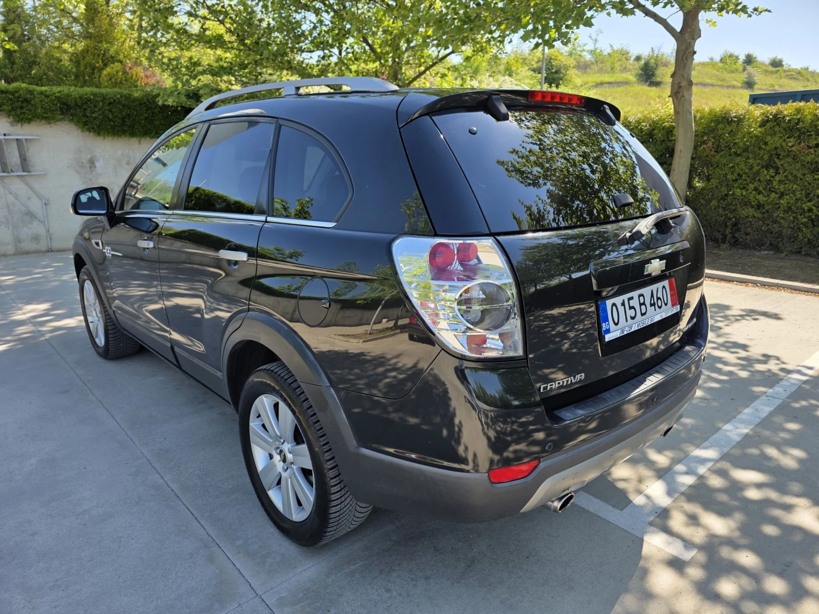 Chevrolet Captiva 2.2-184kc 4х4 6+ 1места  LTZ AT BICOLOR, снимка 3 - Автомобили и джипове - 54438573