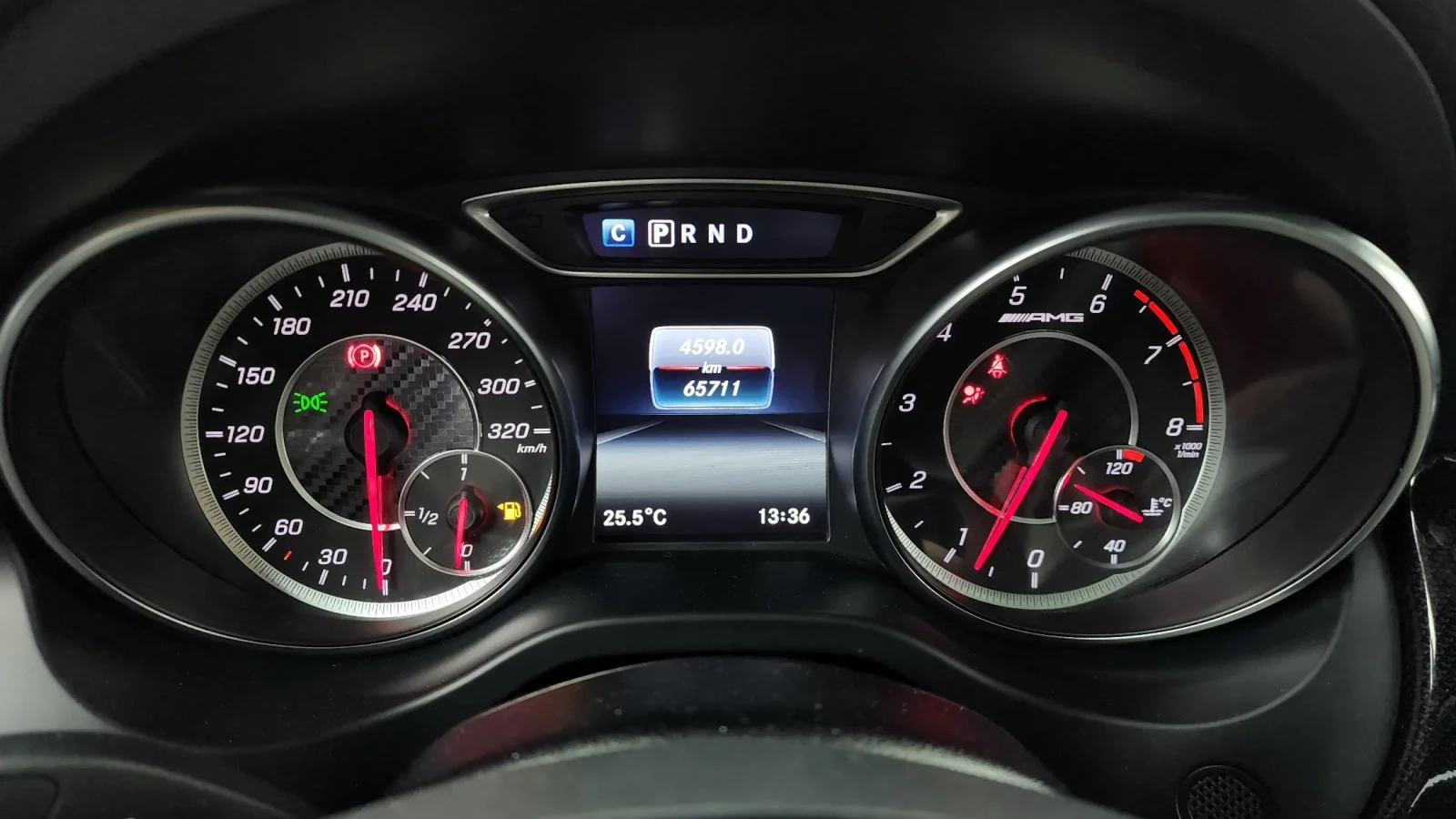 Mercedes-Benz GLA 45 AMG Panorama* , снимка 7 - Автомобили и джипове - 55050860
