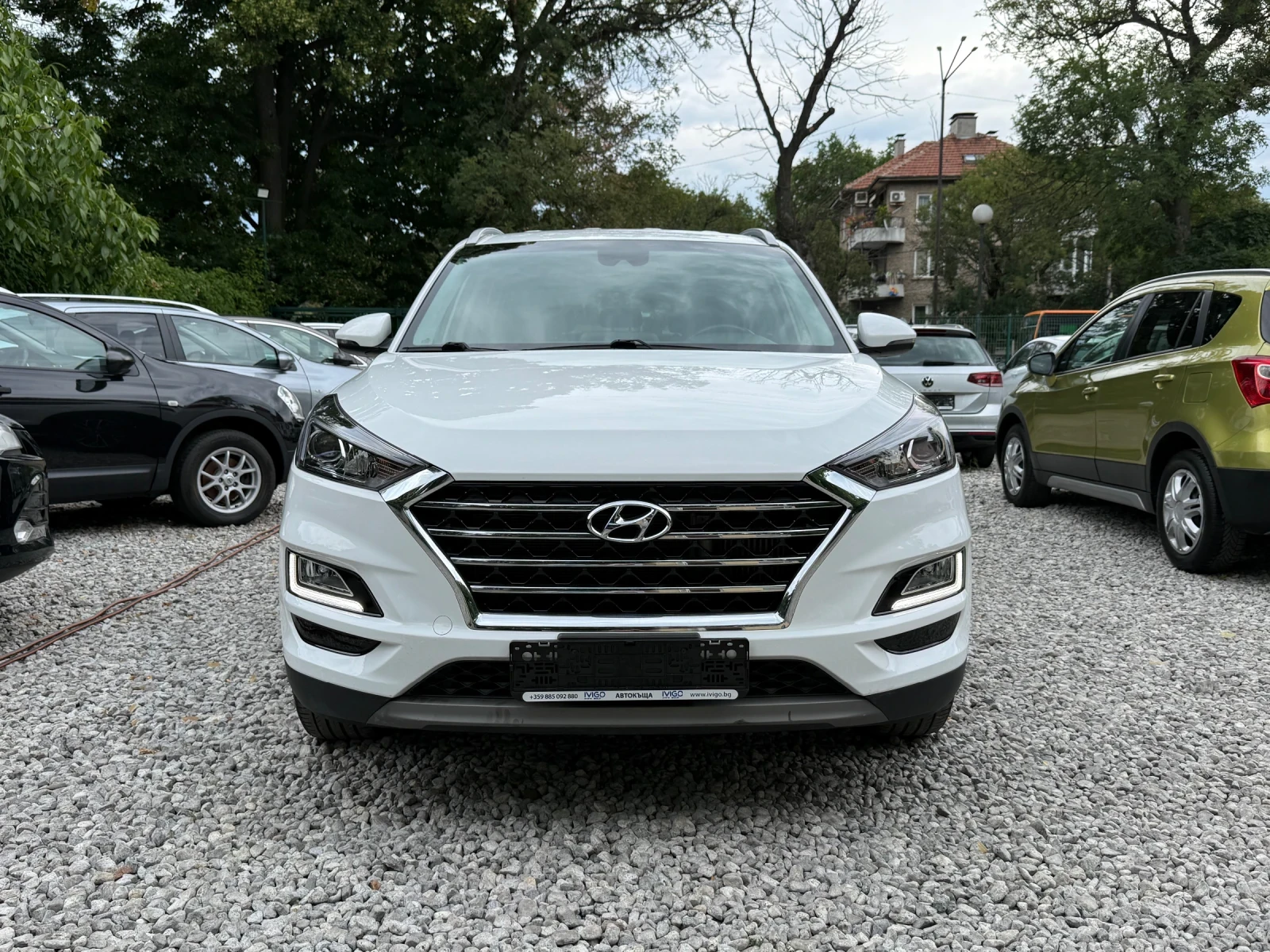 Hyundai Tucson 1.6CRDI Origo - 64000kм! - Facelift - АВТОМАТИК, снимка 2 - Автомобили и джипове - 55215917