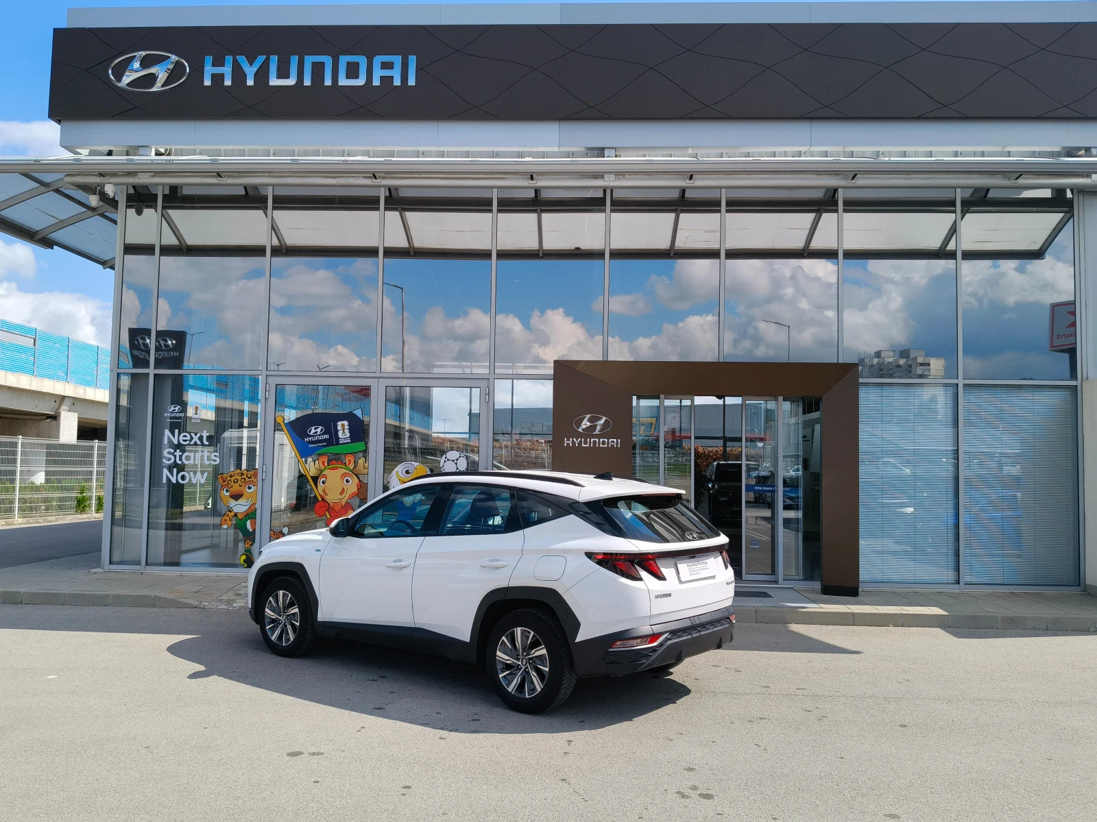 Hyundai Tucson COMFORT, снимка 3 - Автомобили и джипове - 55439550