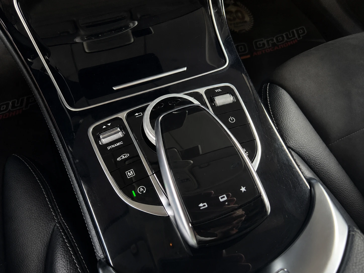 Mercedes-Benz GLC 220 AMG LINE/GERMANY/MULTIBEAM/AIRMATIC/BURMESTER/LIZI, снимка 11 - Автомобили и джипове - 55817800