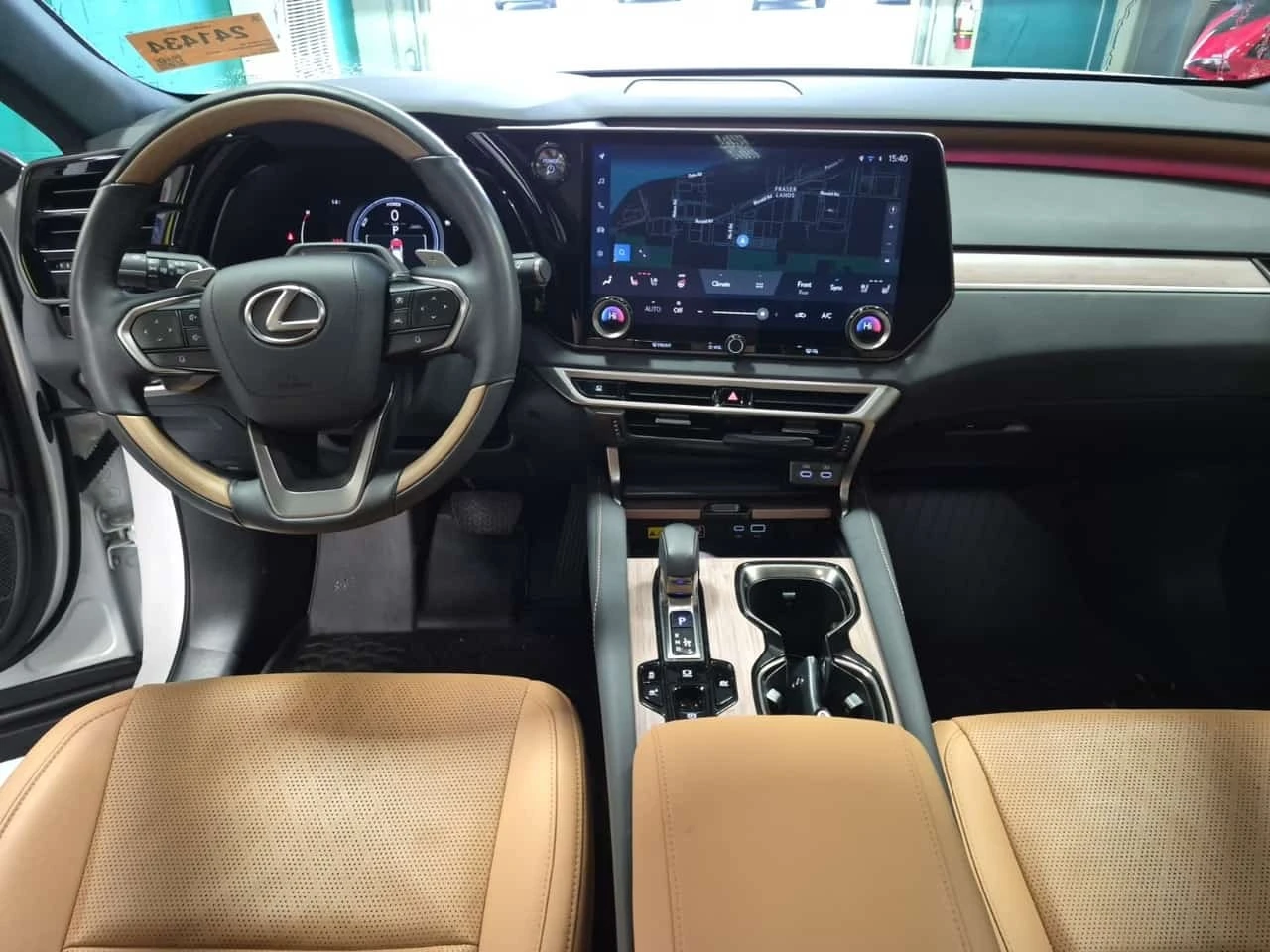 Lexus RX 350h * AWD * CARFAX * , снимка 7 - Автомобили и джипове - 56249600
