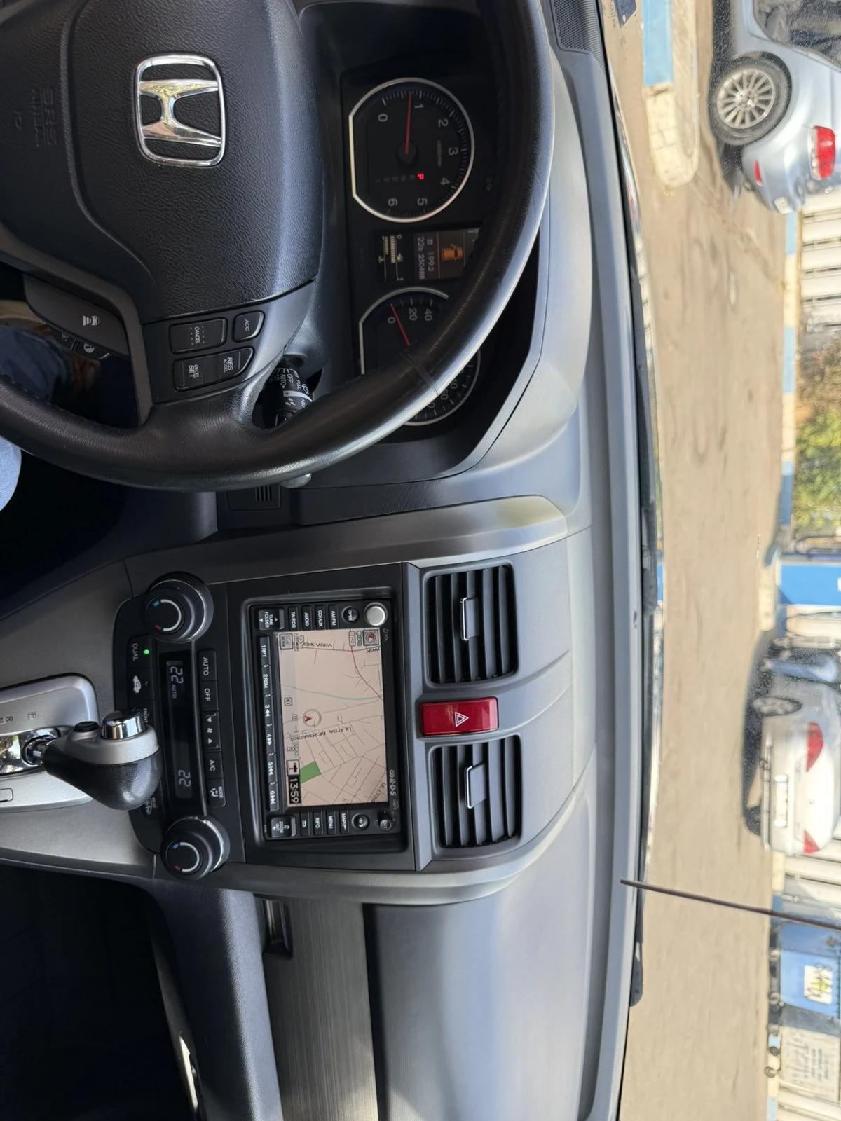Honda Cr-v 2.2 i-dtec/EXECUTIVE/DISTRONIK/, снимка 14 - Автомобили и джипове - 56468535