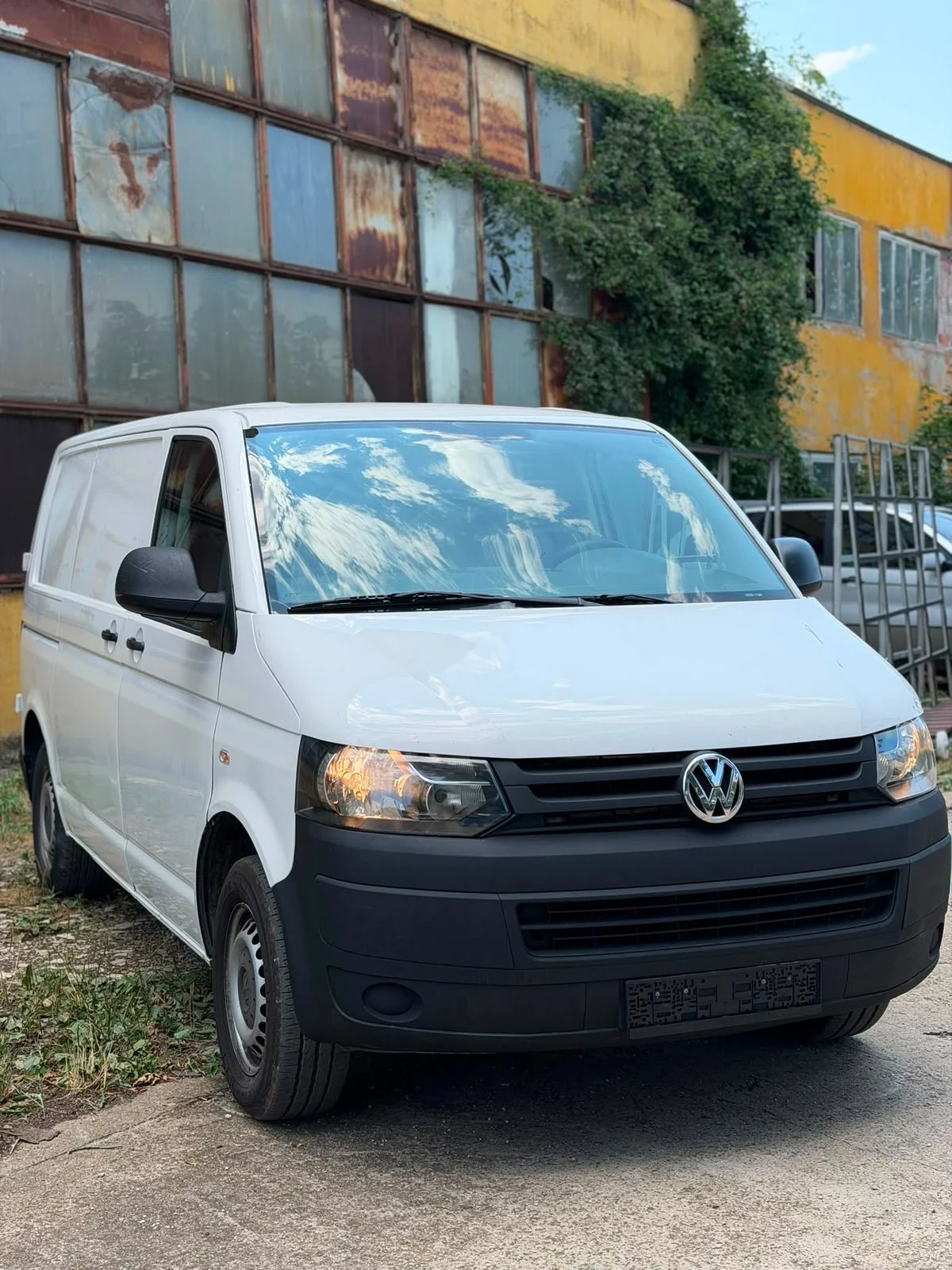 VW T5, снимка 2 - Бусове и автобуси - 55769184