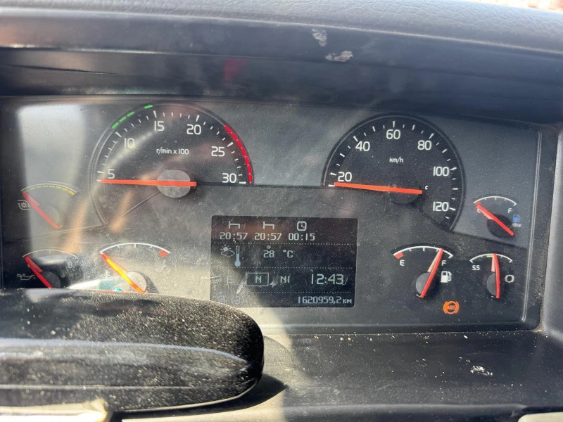 Volvo Fh, снимка 7 - Камиони - 52387645
