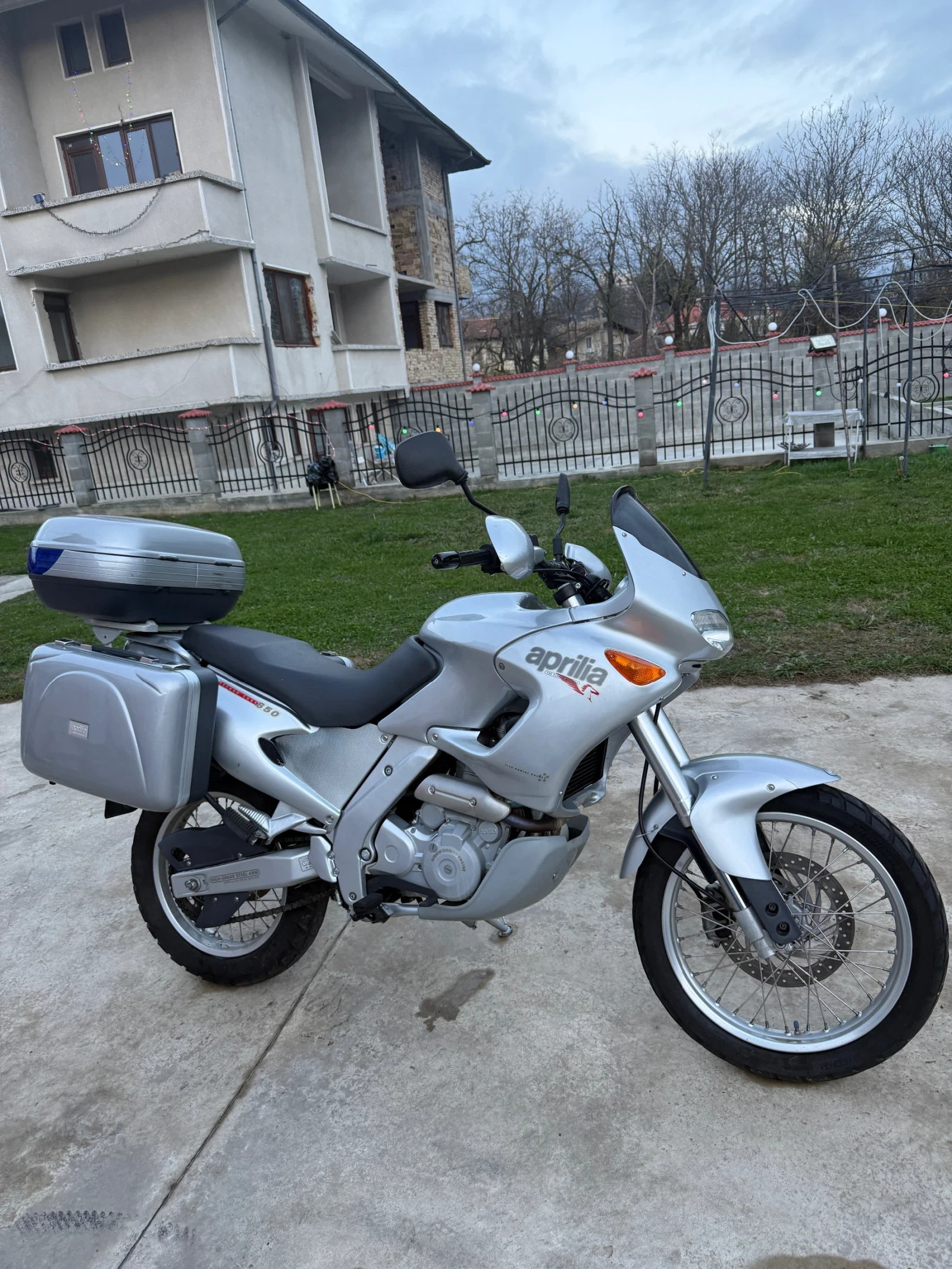 Aprilia Pegaso 650 - изображение 2