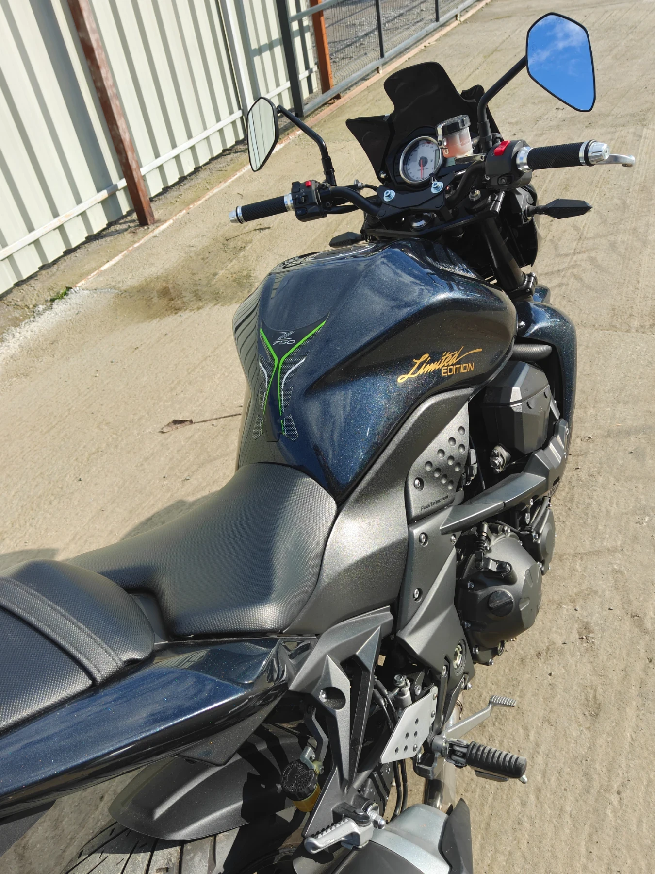 Kawasaki Z 750 | Mobile.bg � ����������� 12