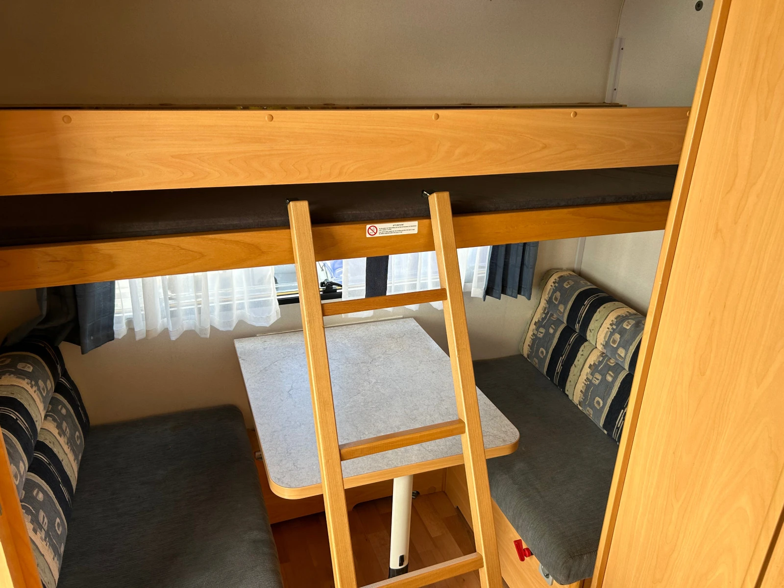  Knaus | Mobile.bg   14