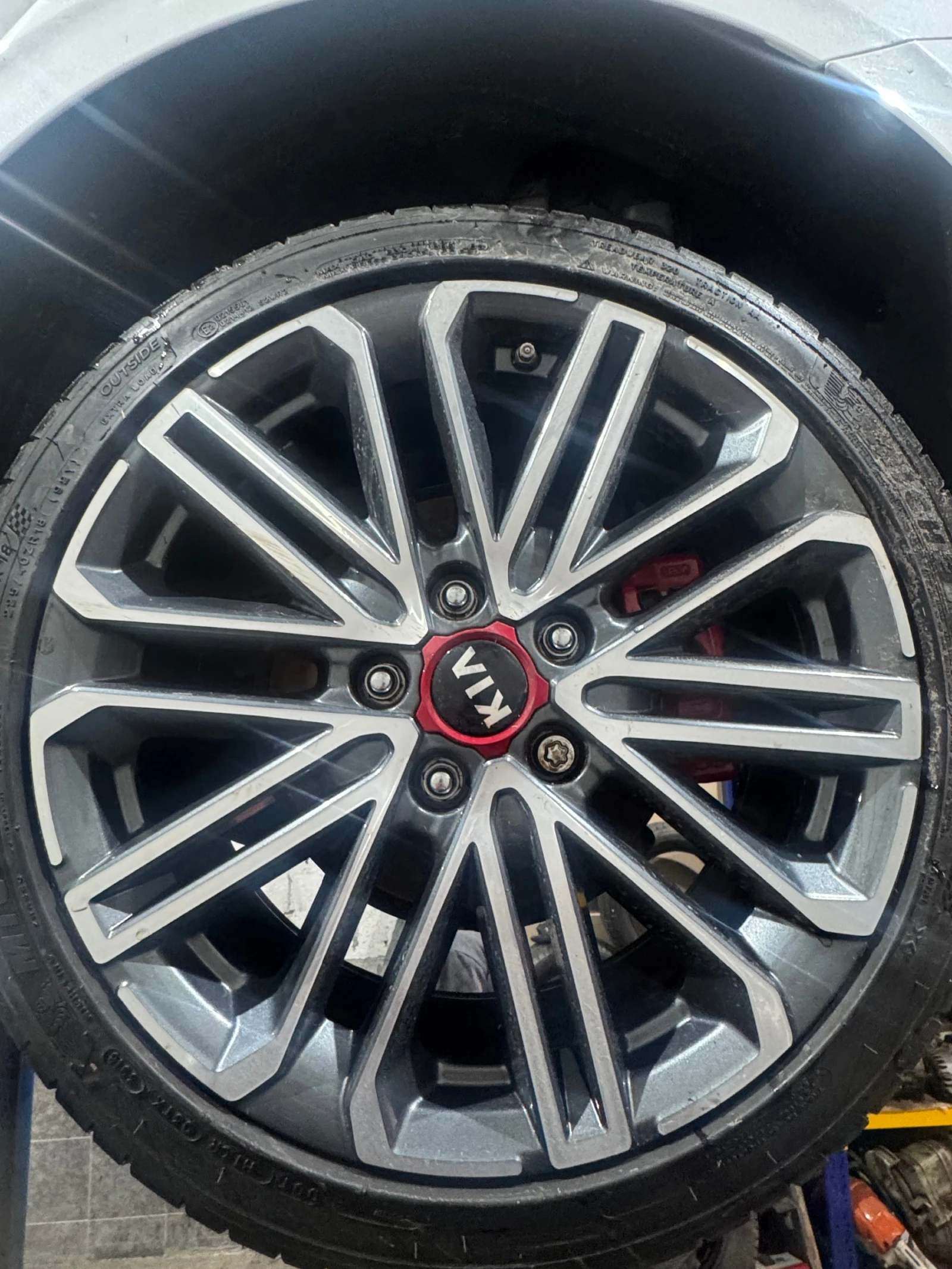 ���� � ������ 225/40R18 �� Kia Pro ceed | Mobile.bg � ����������� 2