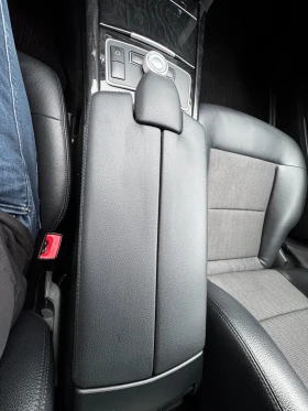 Mercedes-Benz E 220 7G Tronic СМЕНЕНА ВЕРИГА, снимка 10
