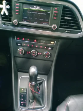 Seat Leon 2.0 TDI/150 PS/DSG/MATRIX/PDC, снимка 12