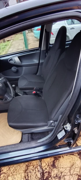 Toyota Aygo, снимка 8