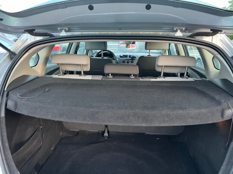 Seat Leon 1.6i, снимка 13 - Автомобили и джипове - 44516845