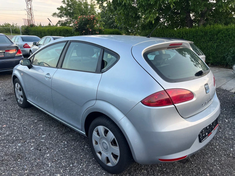 Seat Leon 1.6i, снимка 4 - Автомобили и джипове - 44516845