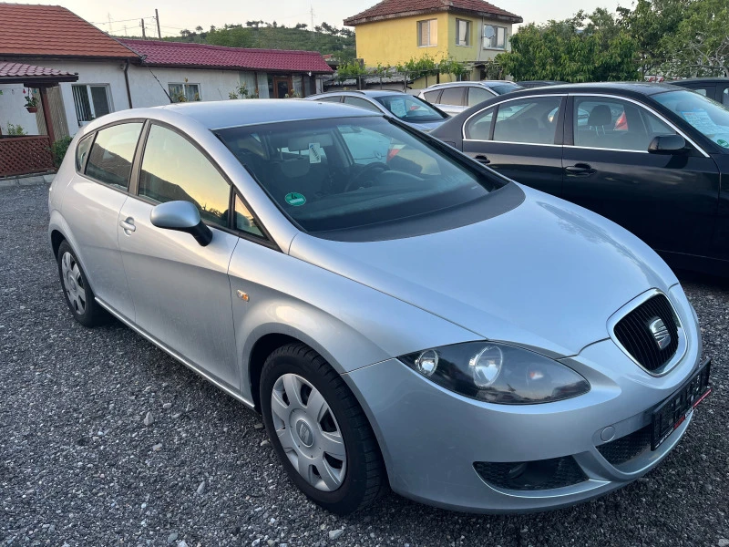 Seat Leon 1.6i, снимка 3 - Автомобили и джипове - 44516845