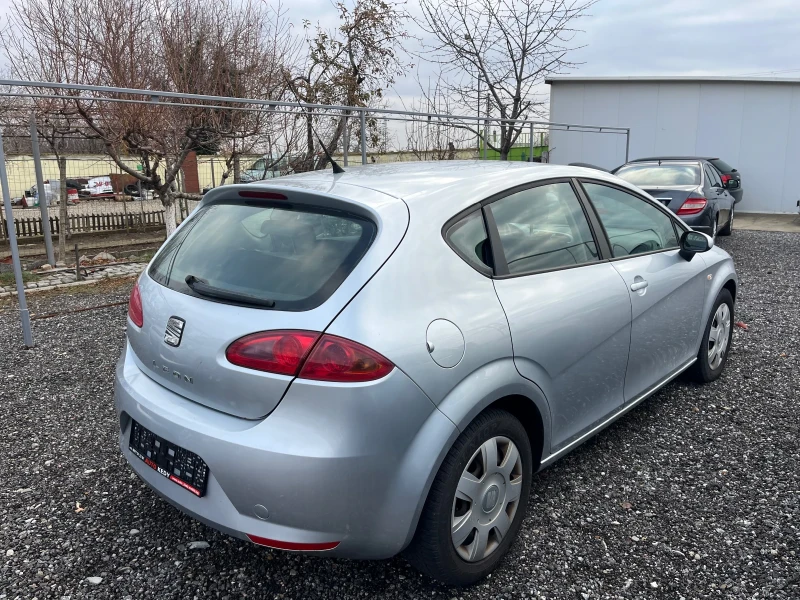 Seat Leon 1.6i, снимка 5 - Автомобили и джипове - 44516845