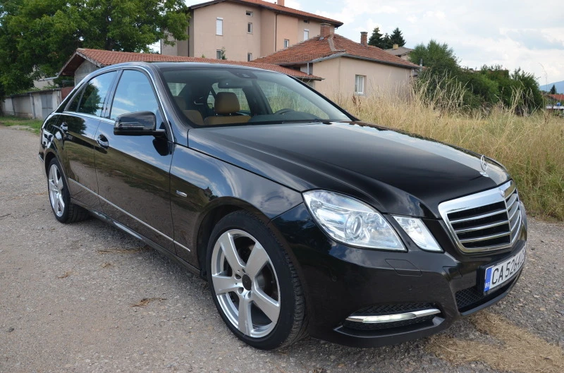 Mercedes-Benz E 350 4 matic, снимка 6 - Автомобили и джипове - 47034311