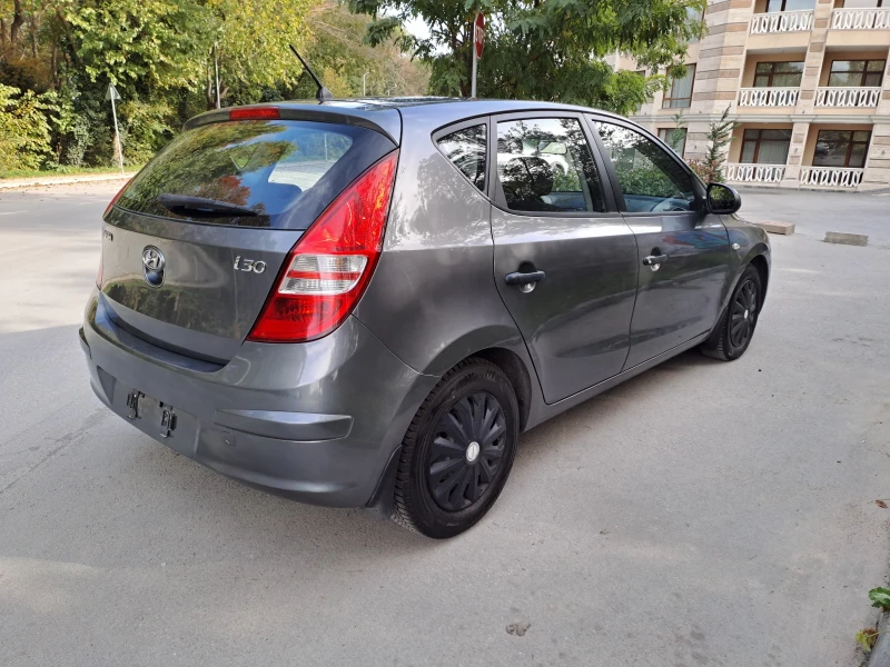 Hyundai I30 1.4i 109к.Swiss , снимка 5 - Автомобили и джипове - 47750800