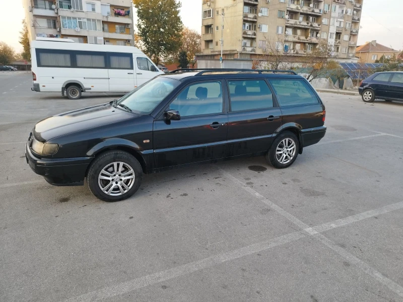 VW Passat, снимка 7 - Автомобили и джипове - 47904222