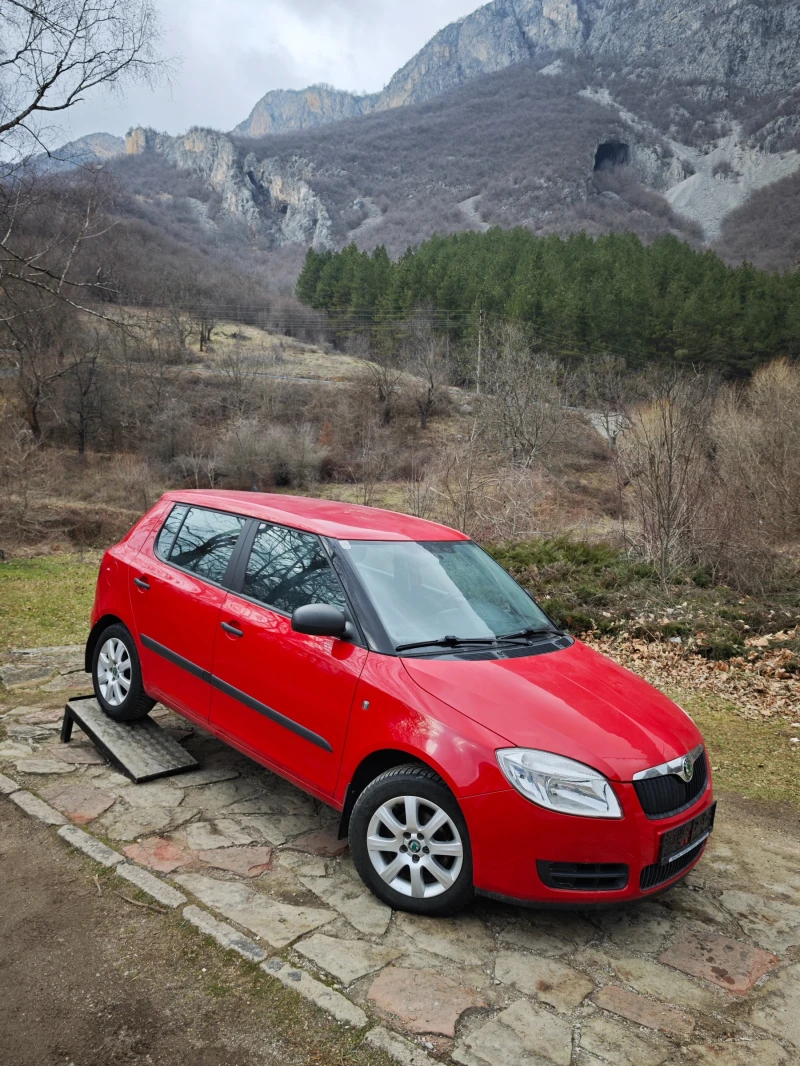 Skoda Fabia 1.2I НОВ ВНОС, снимка 1 - Автомобили и джипове - 48690598