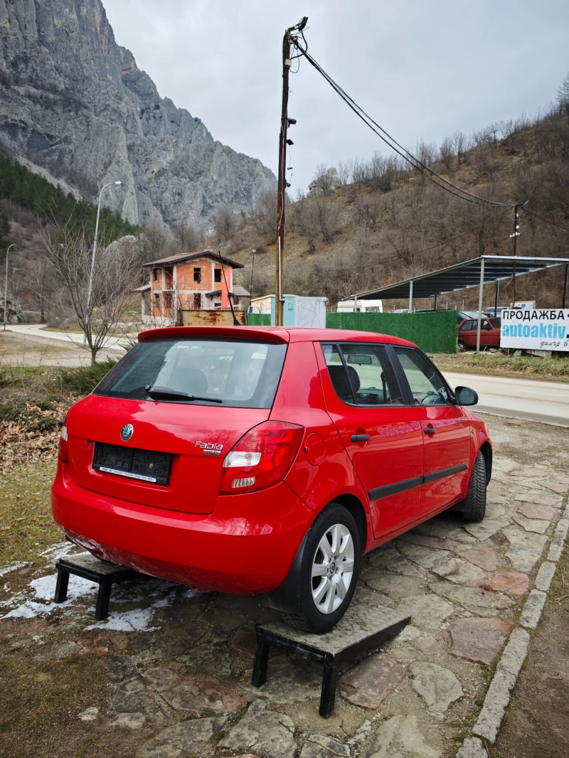 Skoda Fabia 1.2I НОВ ВНОС, снимка 4 - Автомобили и джипове - 48690598