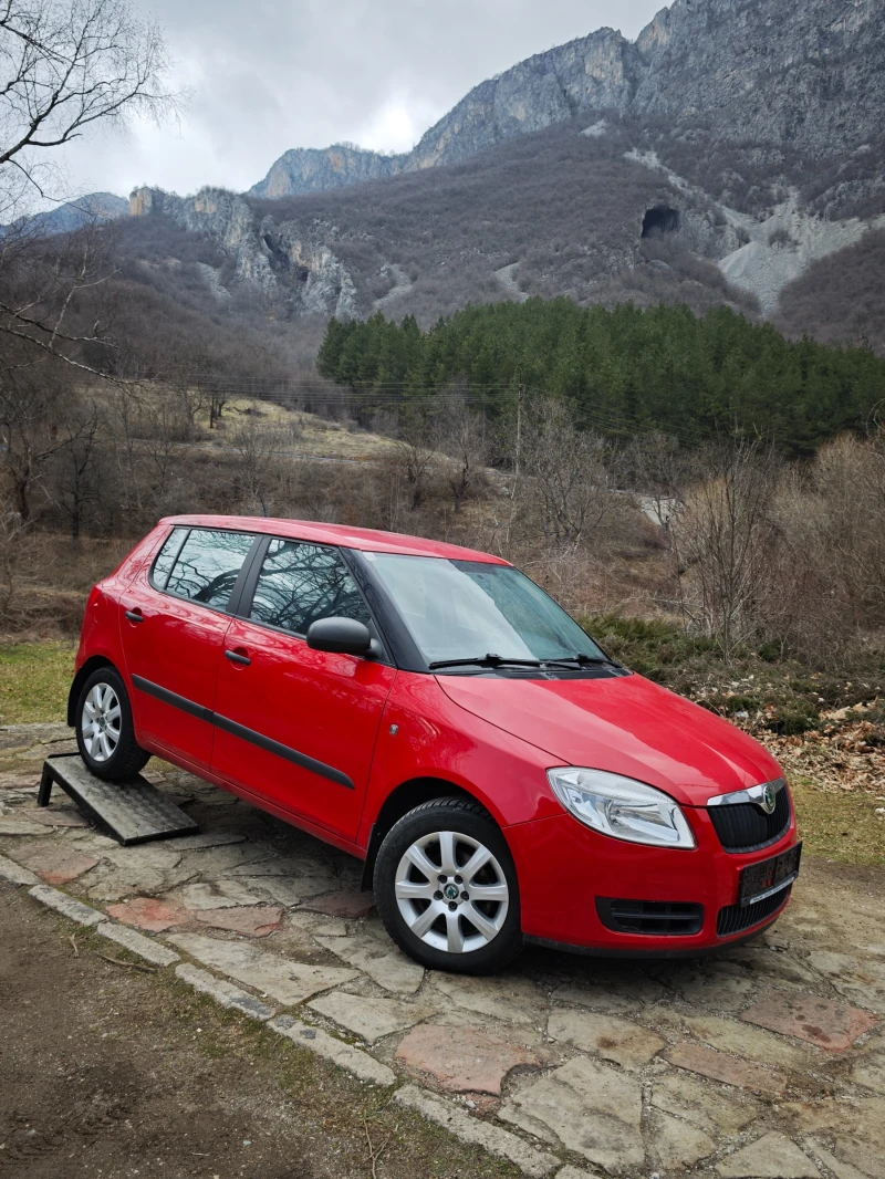 Skoda Fabia 1.2I НОВ ВНОС, снимка 14 - Автомобили и джипове - 48690598