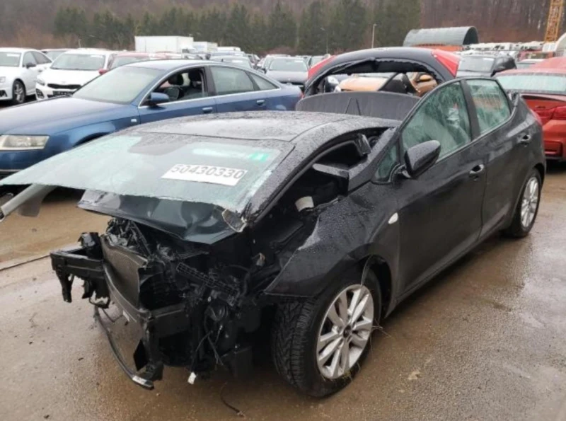 Kia Ceed 1.4i, снимка 10 - Автомобили и джипове - 48724335