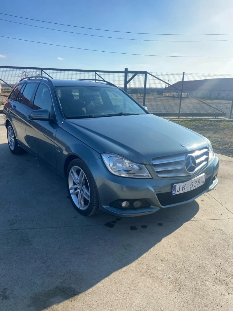 Mercedes-Benz C 200 2.2, снимка 3 - Автомобили и джипове - 48872619