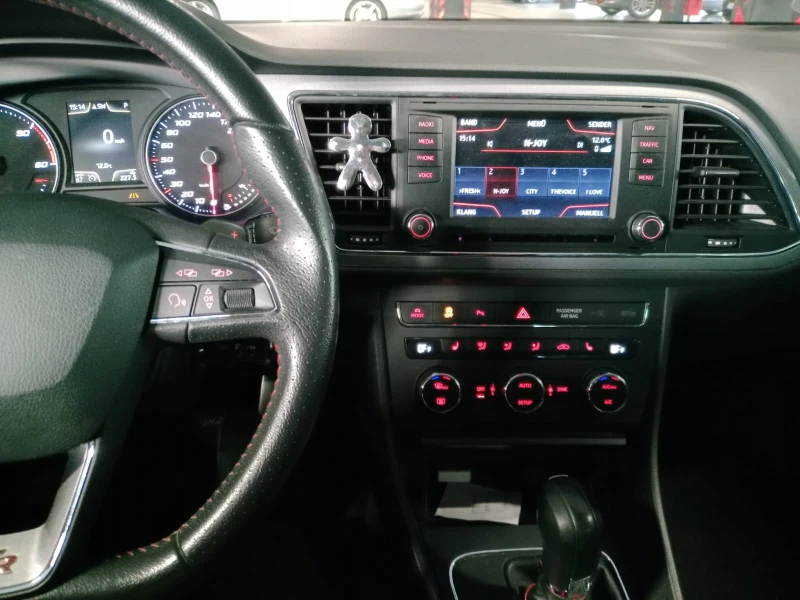Seat Leon 2.0 TDI/150 PS/DSG/MATRIX/PDC, снимка 9 - Автомобили и джипове - 52897983