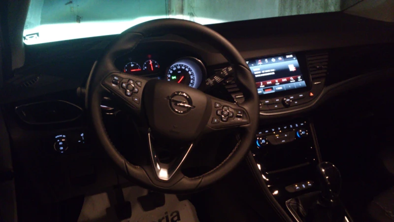 Opel Astra K Inovation + , снимка 5 - Автомобили и джипове - 53056038