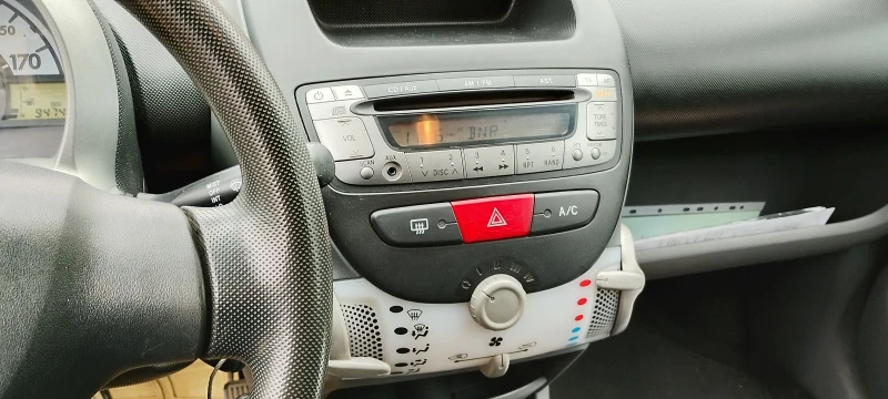 Toyota Aygo, снимка 13 - Автомобили и джипове - 53106857