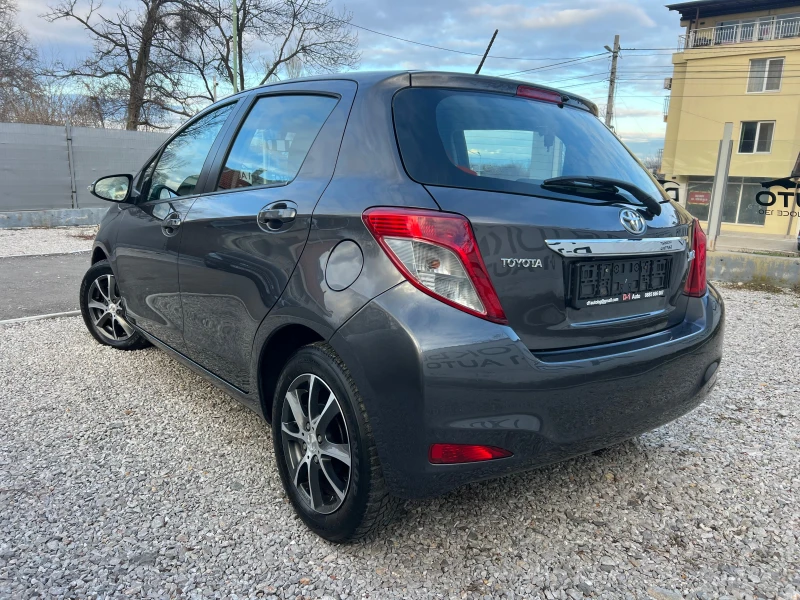 Toyota Yaris 1.3-АВТОМАТИК!, снимка 6 - Автомобили и джипове - 53457112