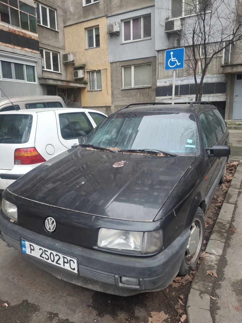 VW Passat Комби, снимка 2 - Автомобили и джипове - 53503744