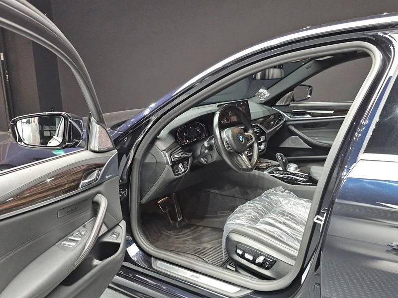 BMW 520 i M | BOWERS&W| HEAD UP| PANO| ПАМЕТ| НАУДВАНЕ, снимка 10 - Автомобили и джипове - 55746991
