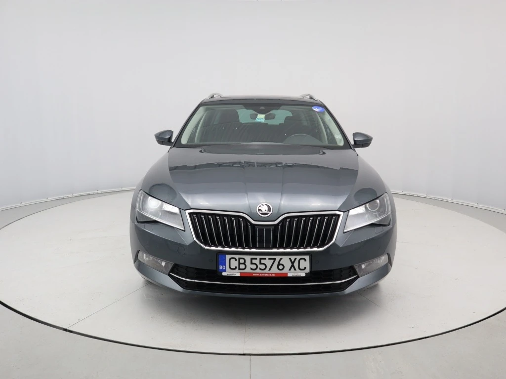 Skoda Superb 1.6 TDI - изображение 2