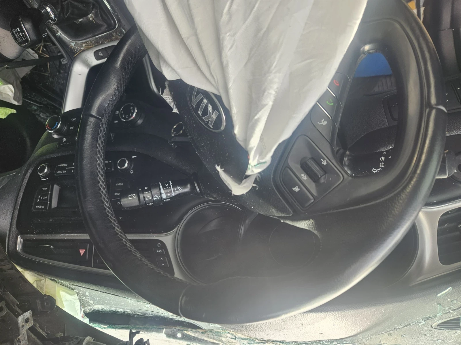 Kia Ceed 1.4i | Mobile.bg — изображение 13