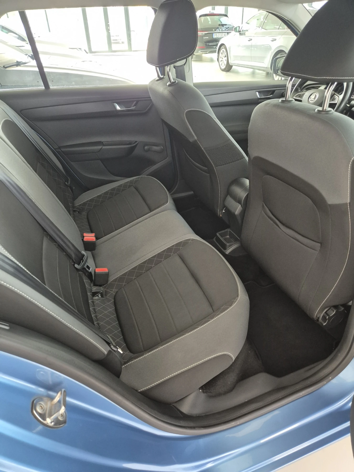 Skoda Fabia 1.0 MPI - изображение 4