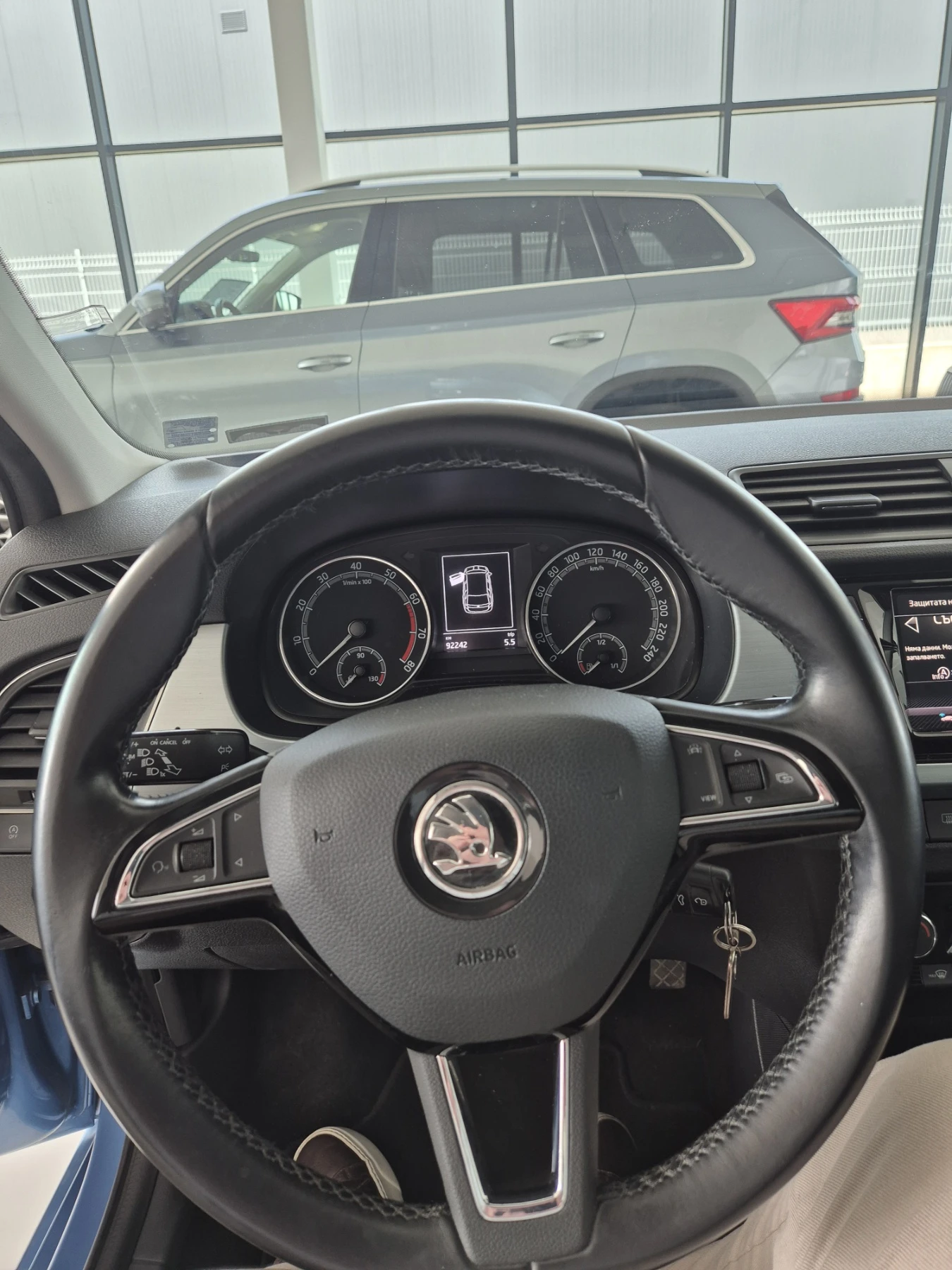 Skoda Fabia 1.0 MPI - изображение 6