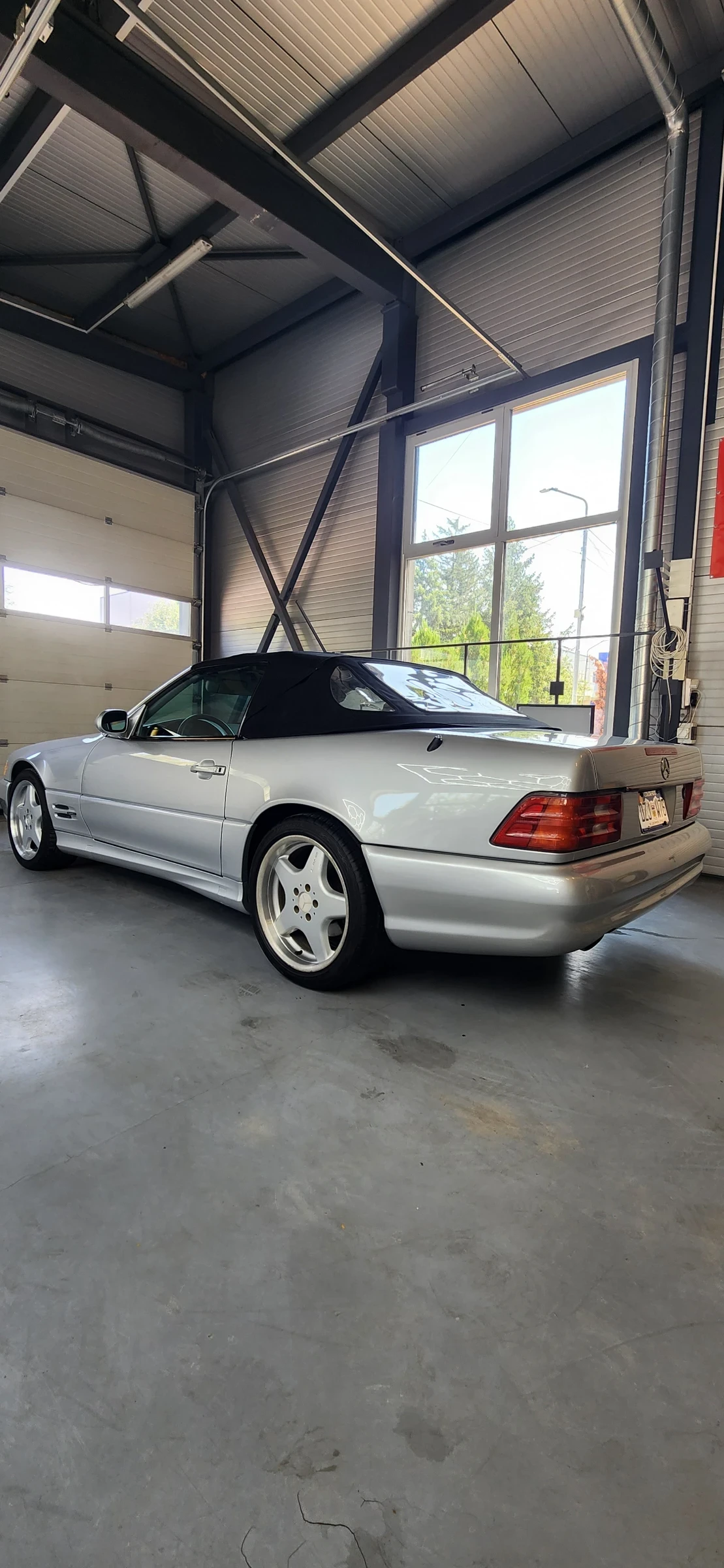 Mercedes-Benz SL 500  - изображение 7