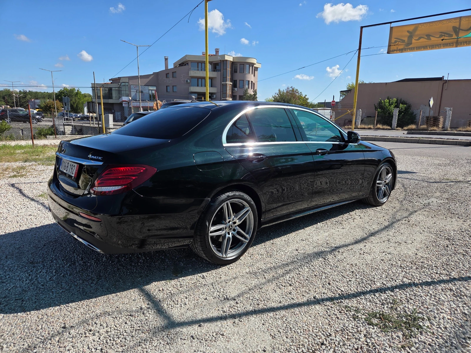 Mercedes-Benz E 220 CDI AMG DIGITAL - изображение 4
