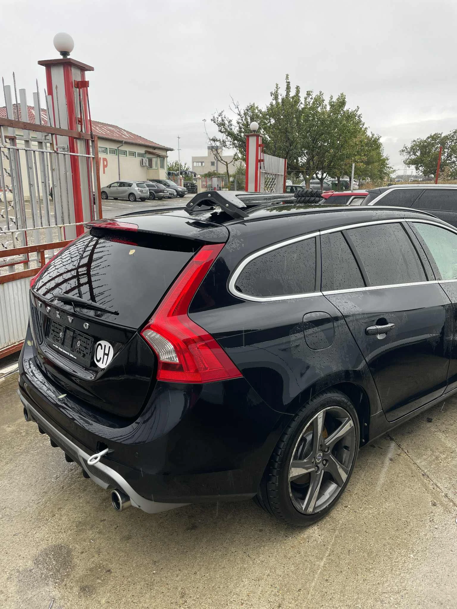 Volvo V60 D5 AWD - изображение 7