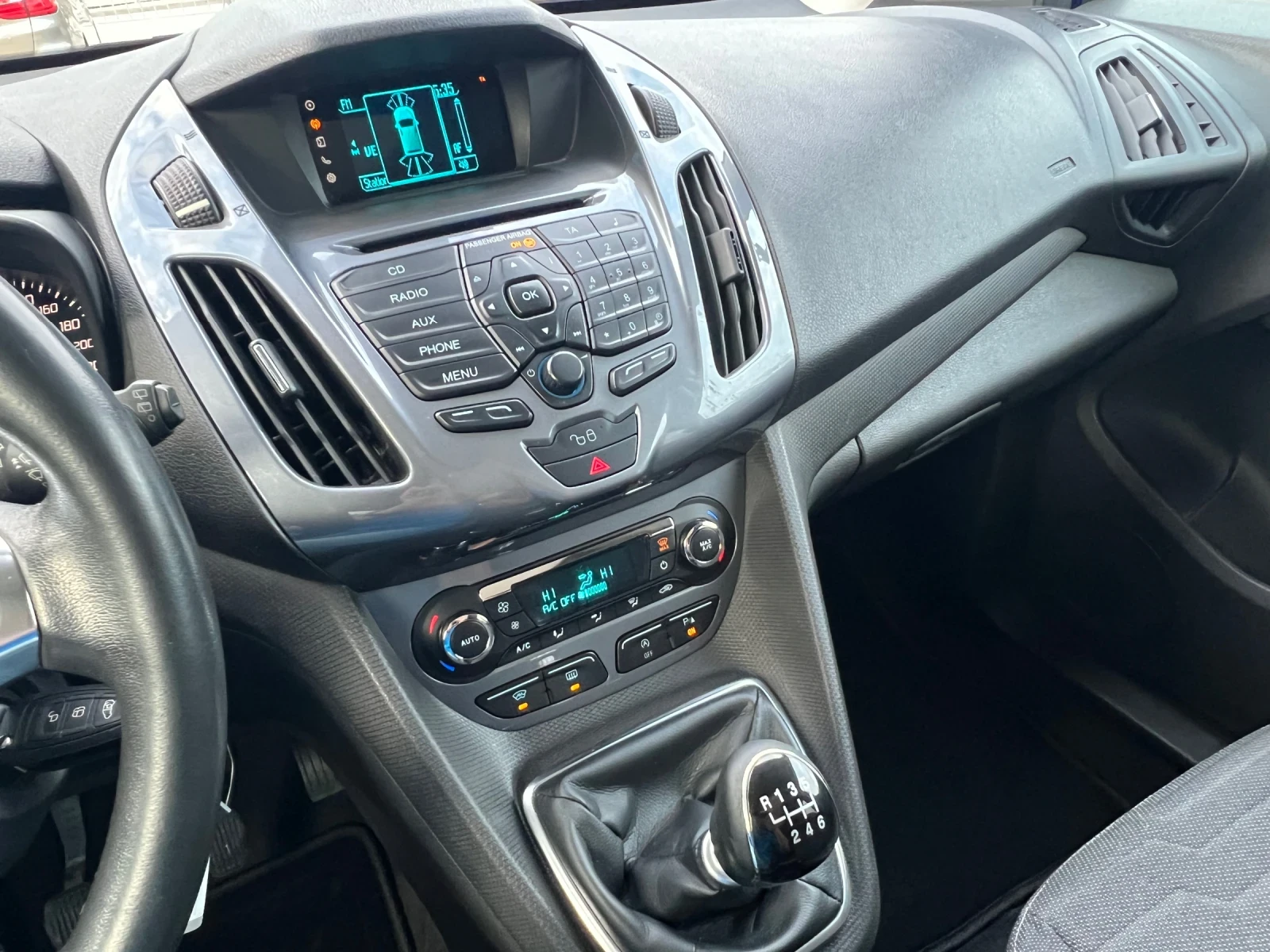 Ford Tourneo Connect 1.5D   | Mobile.bg   12